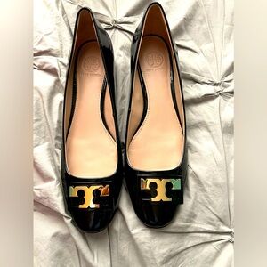 Tory Burch Glossy Black Heels with Gold Accent